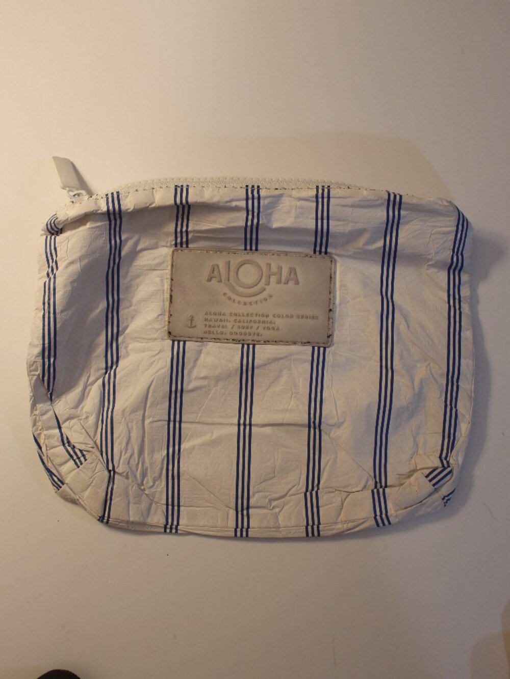 ALOHA Collection White & Navy Striped Zip Travel Pouch MMM
